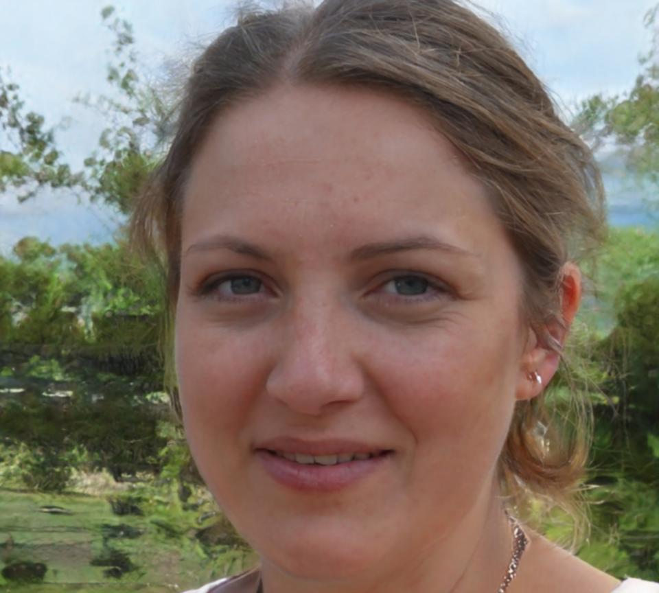 Retrato profesional de Carmen Soledad, directora de metodología en onalamivovea